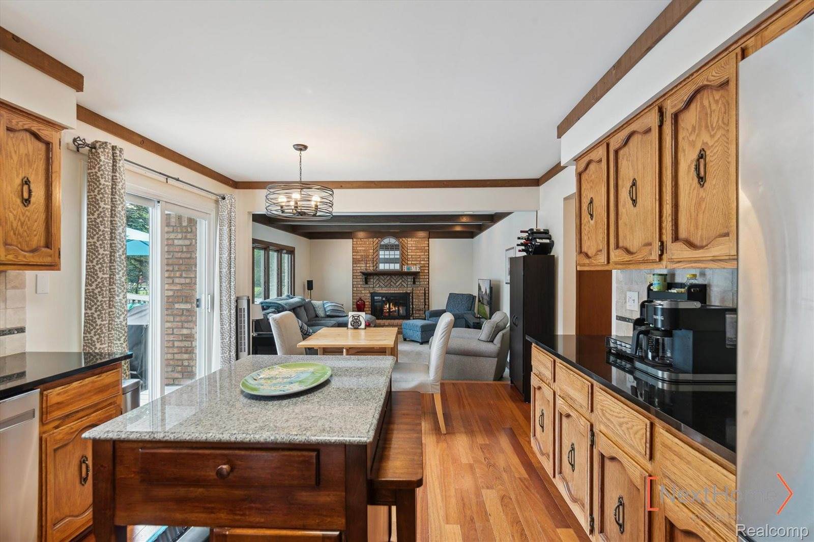 19538 Stamford Drive, Livonia, MI 48152