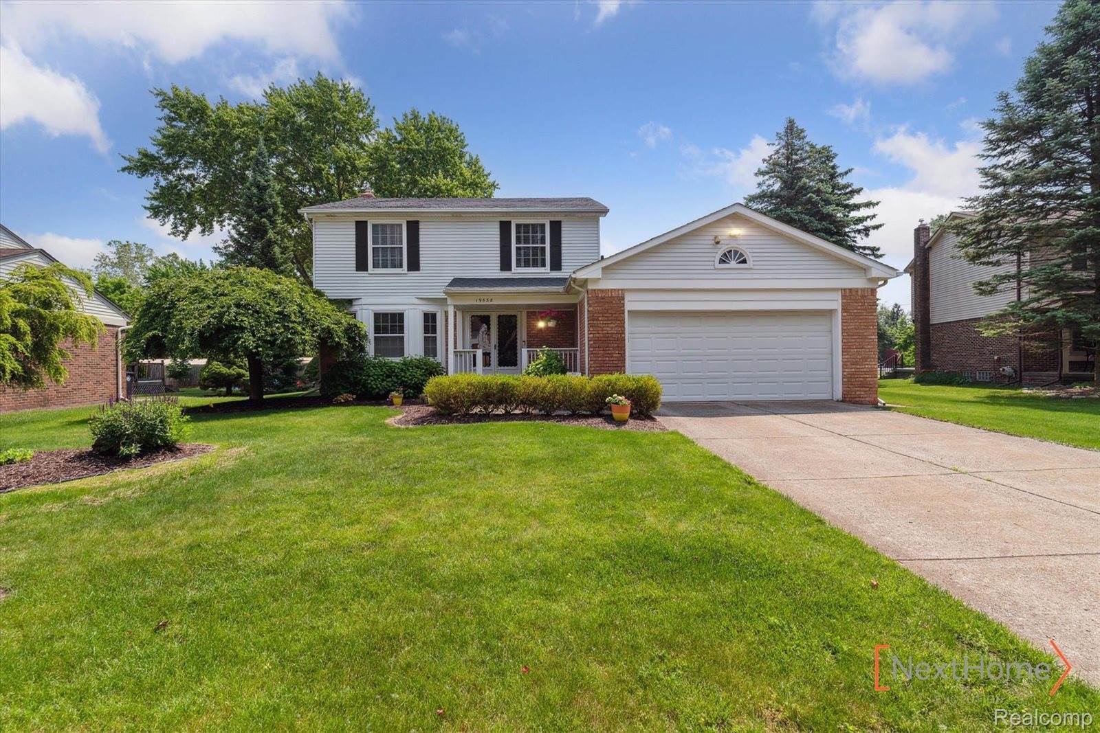 19538 Stamford Drive, Livonia, MI 48152