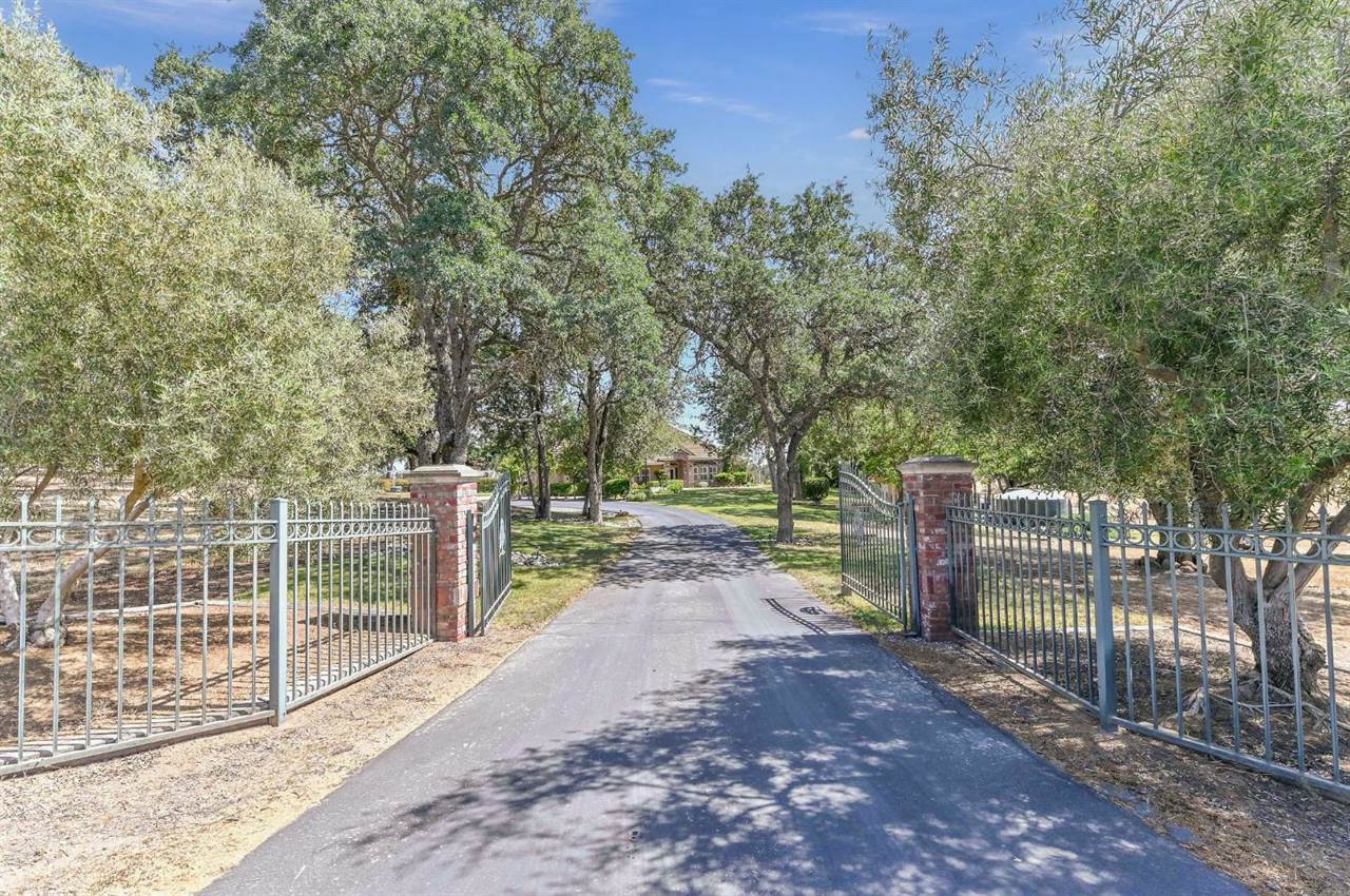 8393 Miles Road, Valley Springs, CA 95252