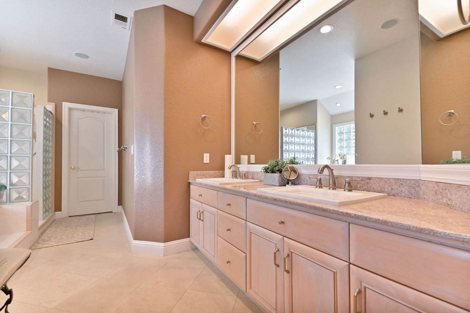 8393 Miles Road, Valley Springs, CA 95252