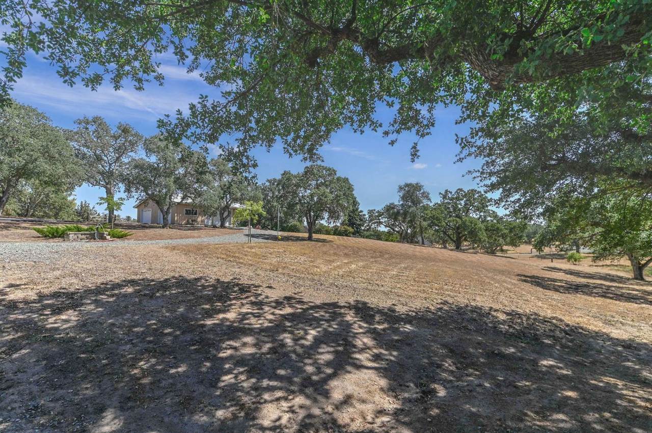 8393 Miles Road, Valley Springs, CA 95252