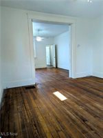 324 Mcconnell Avenue, Zanesville, OH 43701