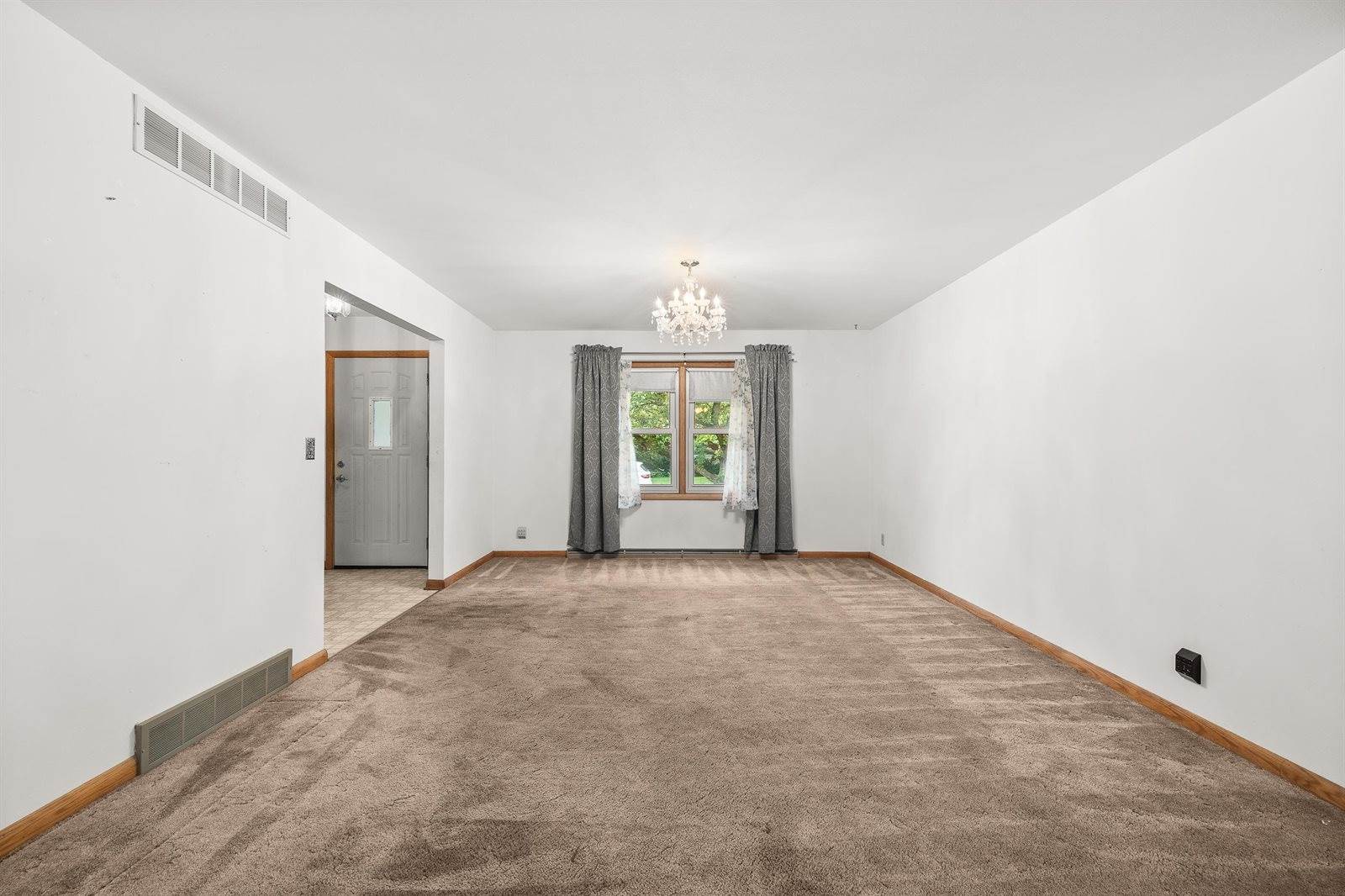 2024 California Avenue, Stevens Point, WI 54481