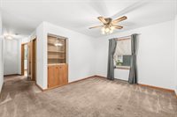 2024 California Avenue, Stevens Point, WI 54481