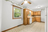 2024 California Avenue, Stevens Point, WI 54481