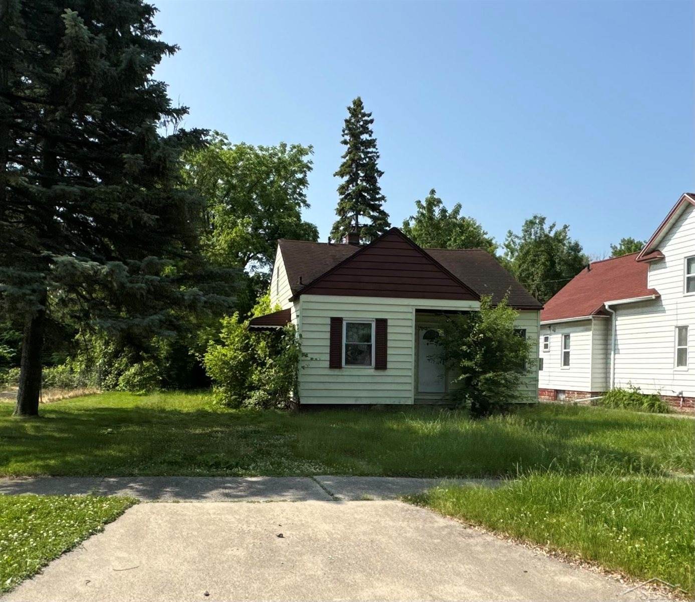 2316 Whittier Street, Saginaw, MI 48601