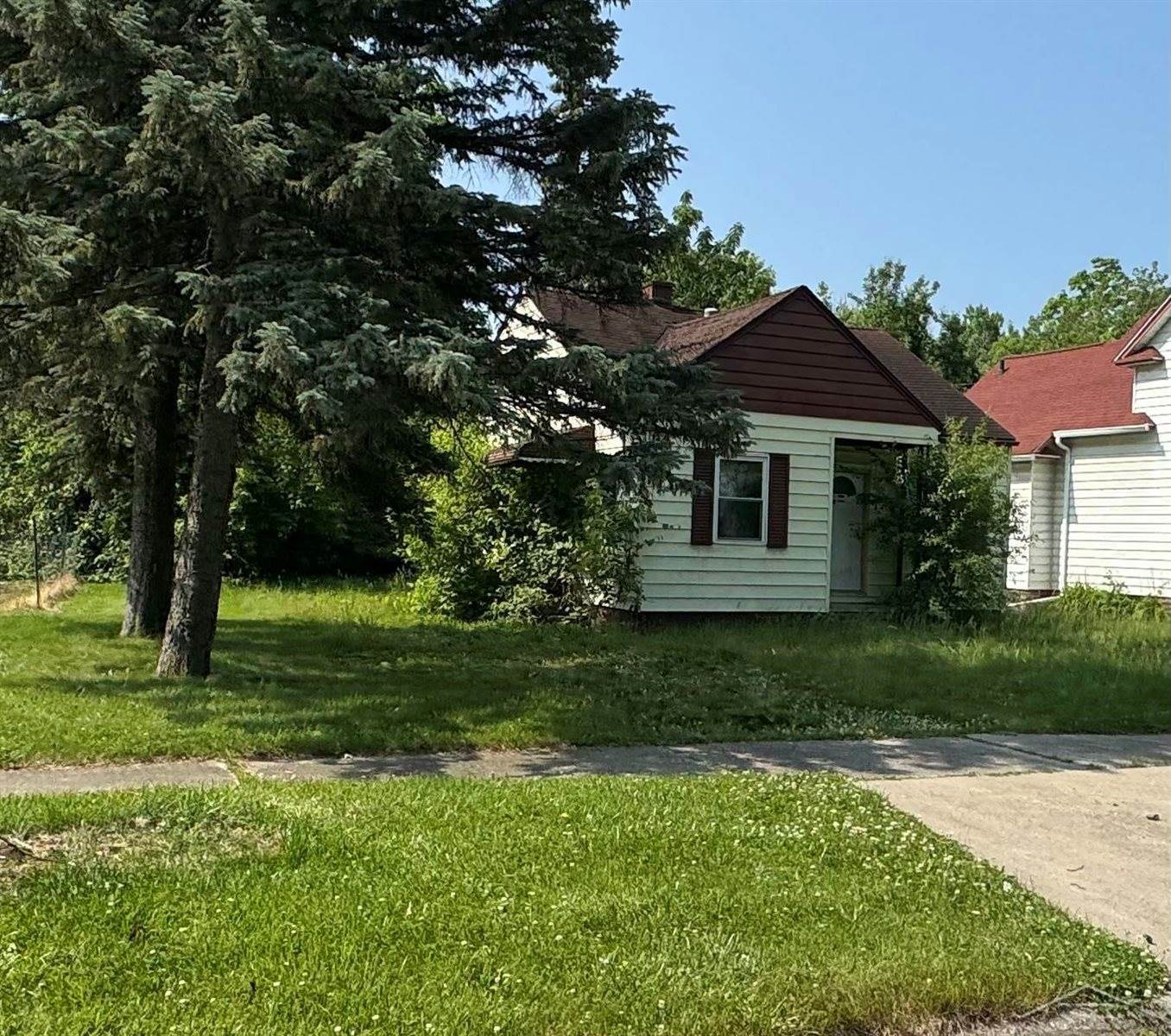 2316 Whittier Street, Saginaw, MI 48601