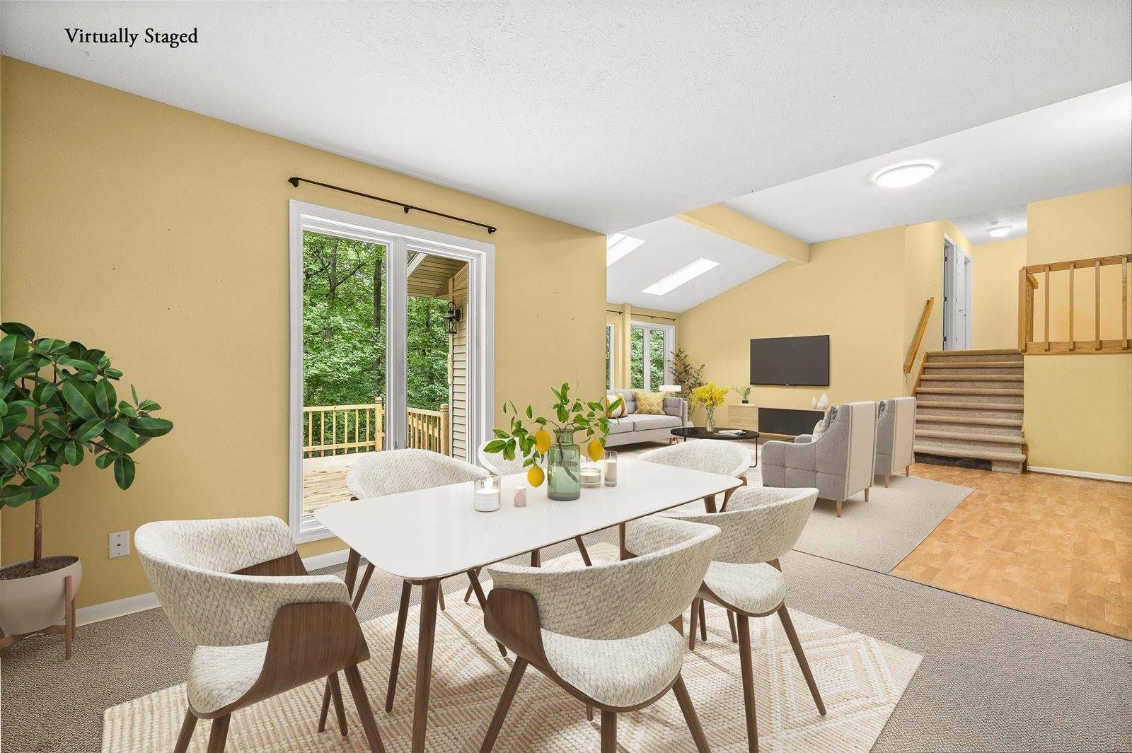 275 Fairway Drive, Iola, WI 54945