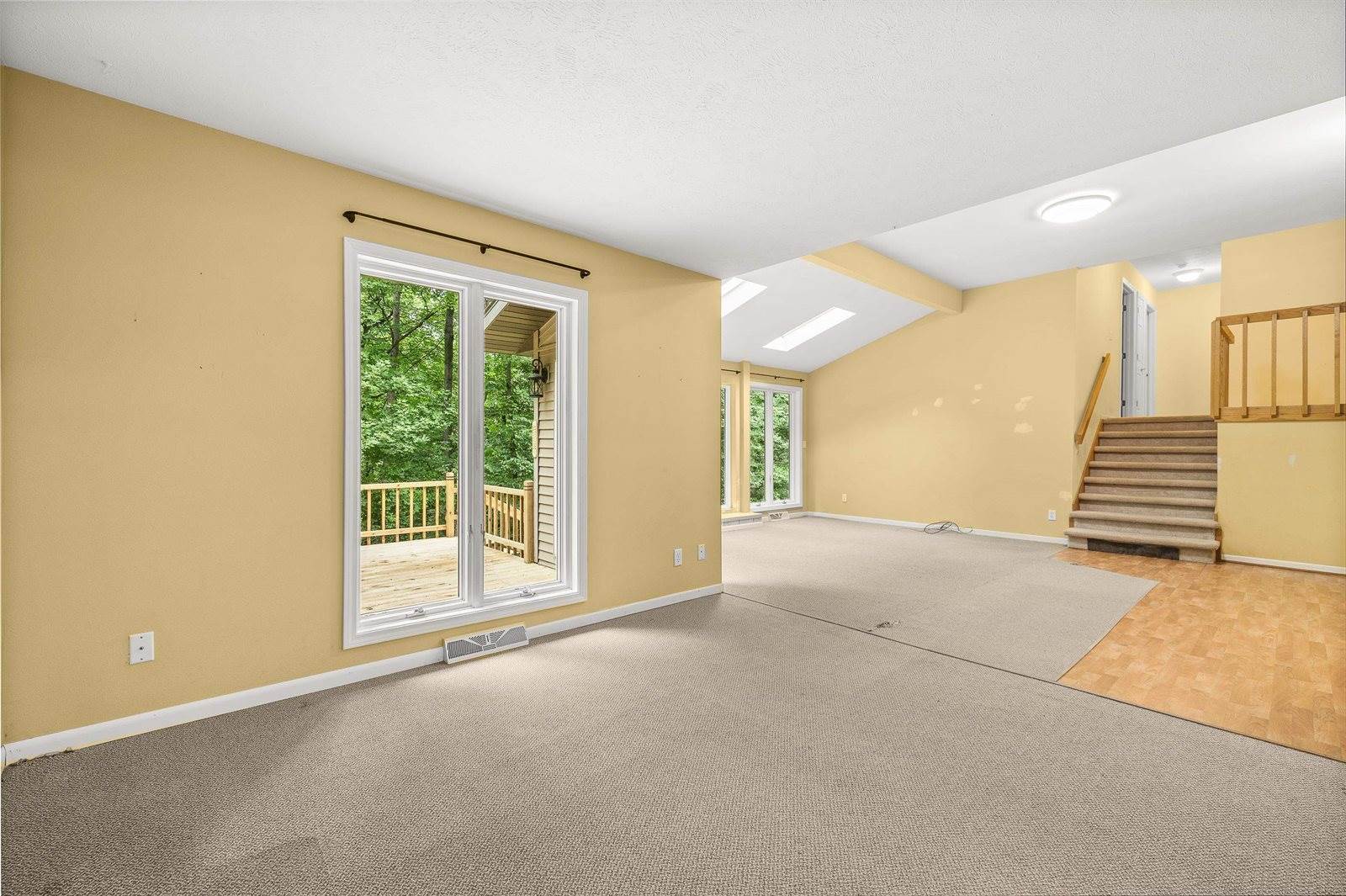 275 Fairway Drive, Iola, WI 54945