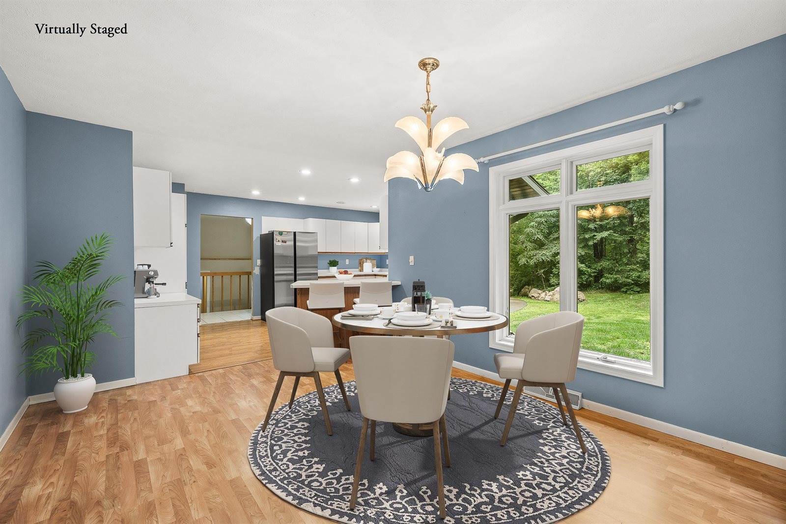 275 Fairway Drive, Iola, WI 54945