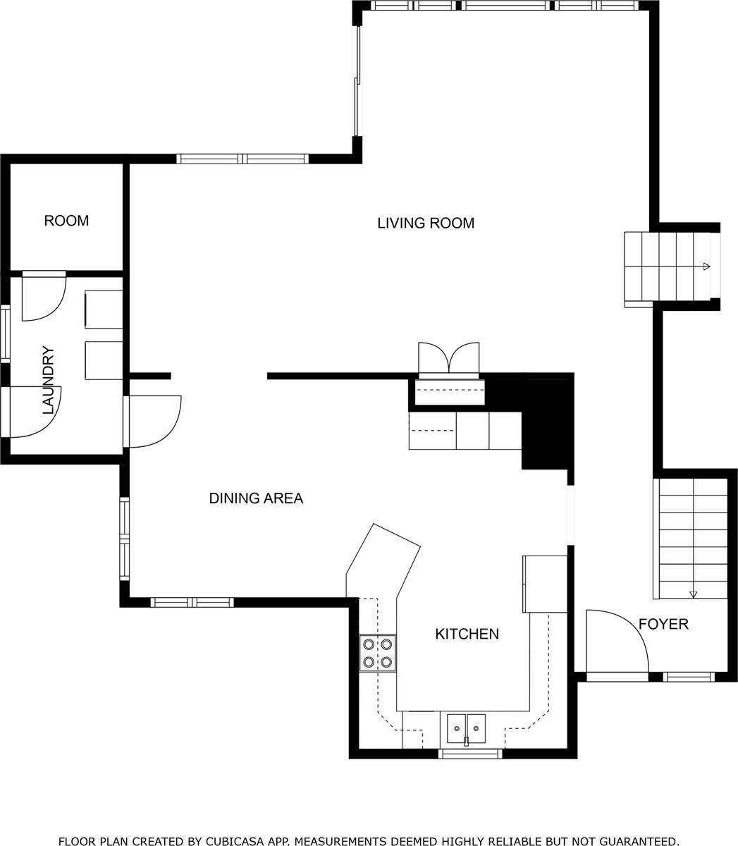 275 Fairway Drive, Iola, WI 54945