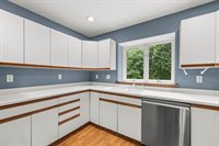 275 Fairway Drive, Iola, WI 54945