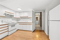 275 Fairway Drive, Iola, WI 54945