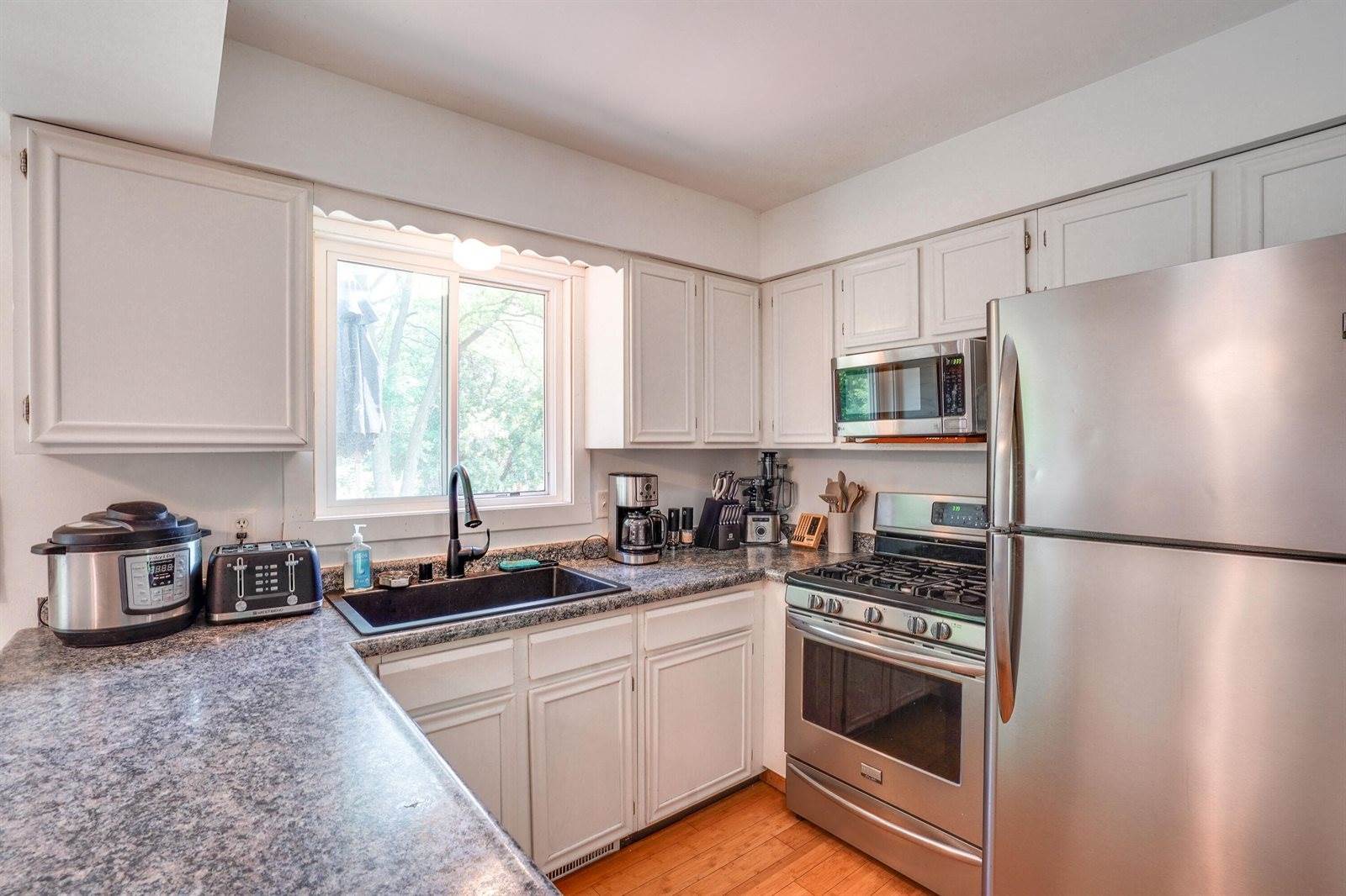 2743 Bluebird, Cottage Grove, WI 53527