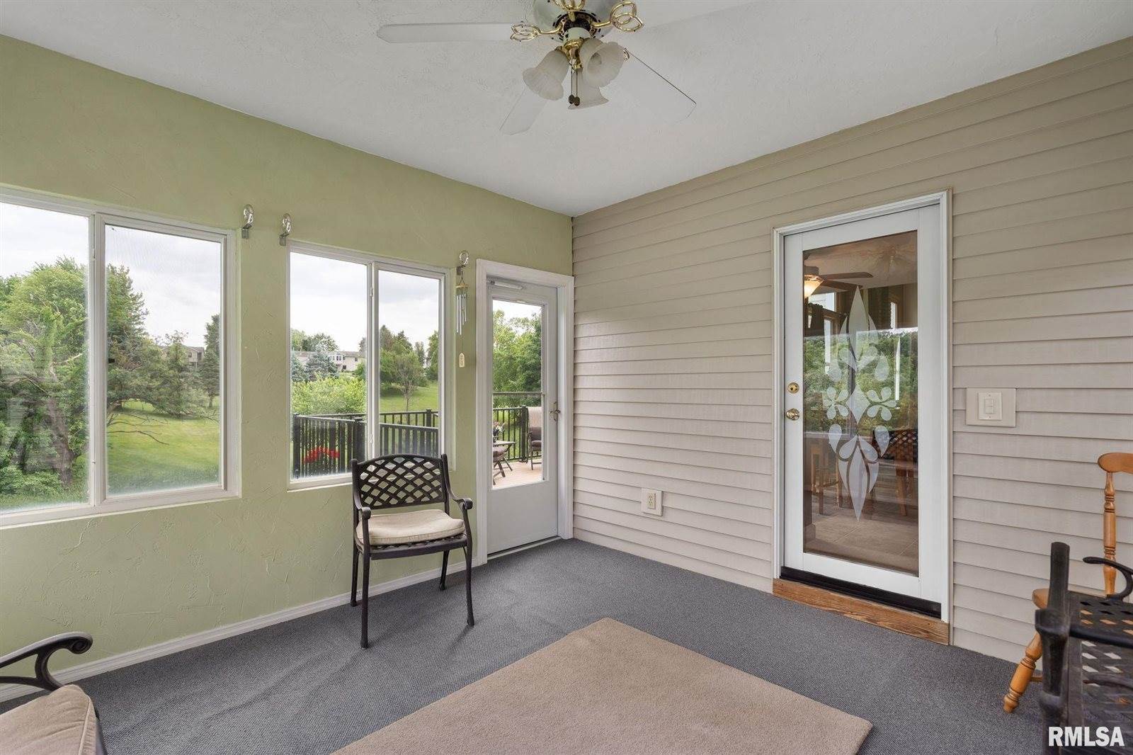 1010 Meadows Circle, Bettendorf, IA 52722