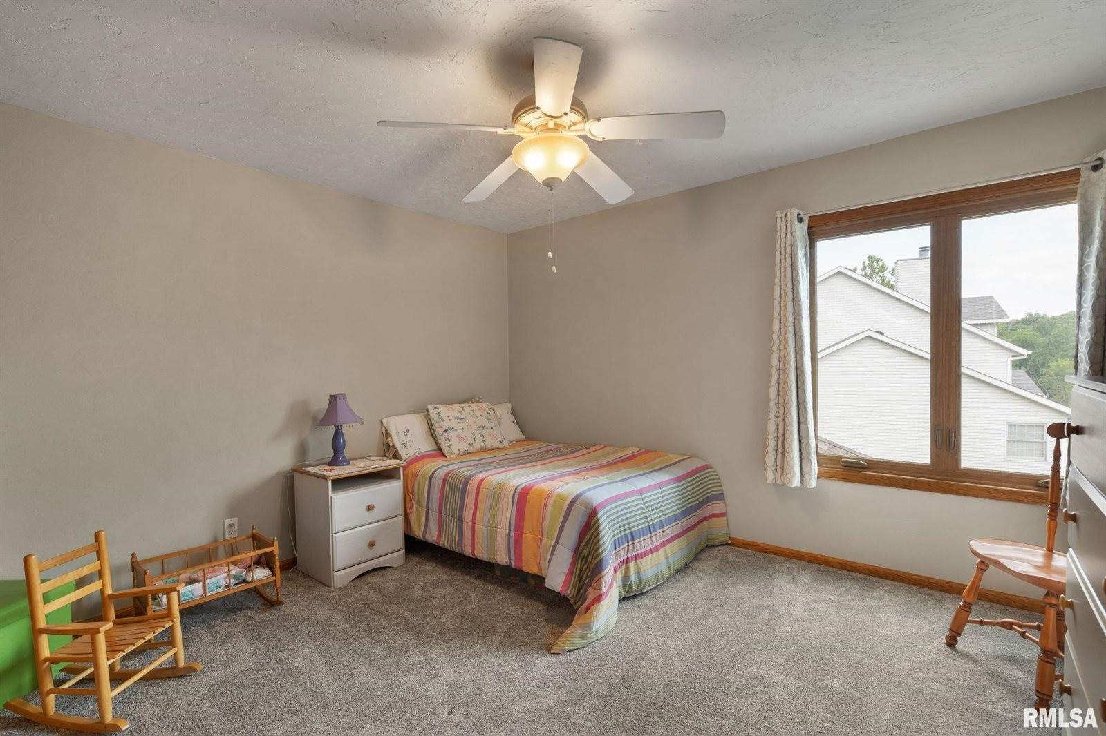 1010 Meadows Circle, Bettendorf, IA 52722