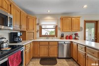 1010 Meadows Circle, Bettendorf, IA 52722