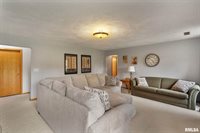 1010 Meadows Circle, Bettendorf, IA 52722