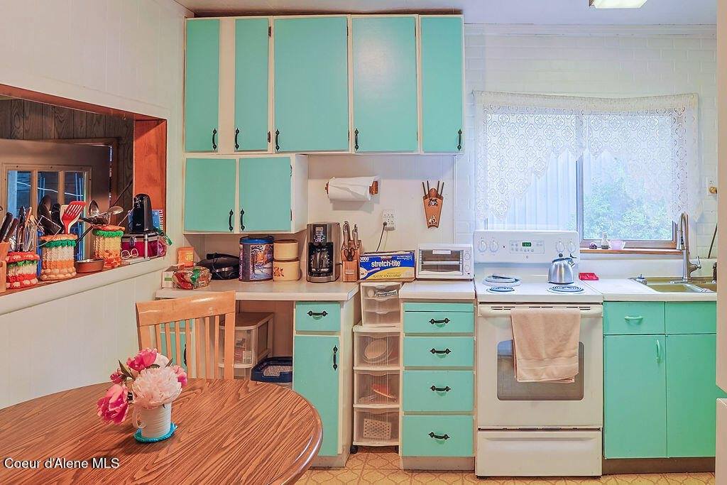 164 West Fork Pine Creek Rd, Pinehurst, ID 83850