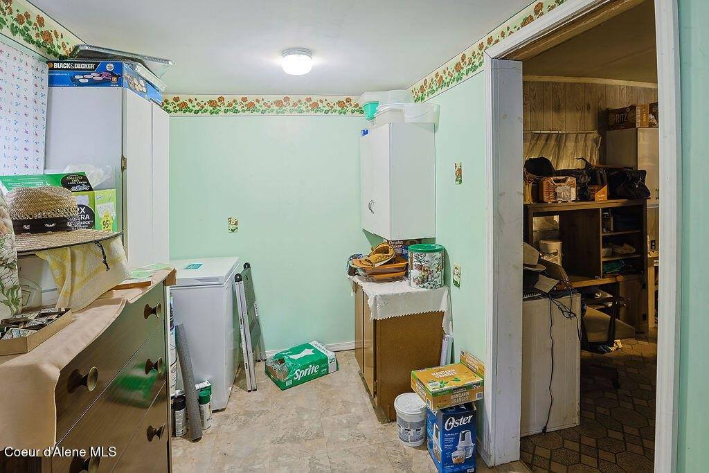 164 West Fork Pine Creek Rd, Pinehurst, ID 83850