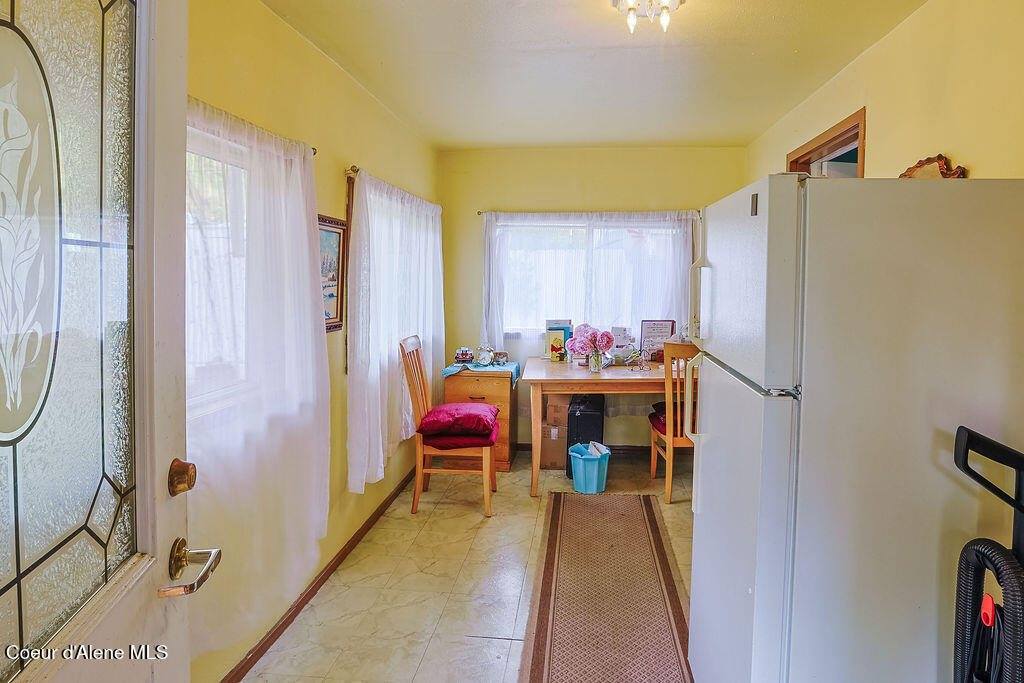 164 West Fork Pine Creek Rd, Pinehurst, ID 83850