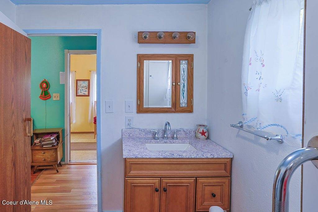 164 West Fork Pine Creek Rd, Pinehurst, ID 83850