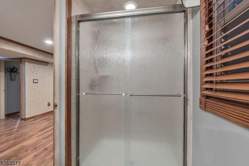 114 Fawn Ridge Dr, Long Hill Township, NJ 07946