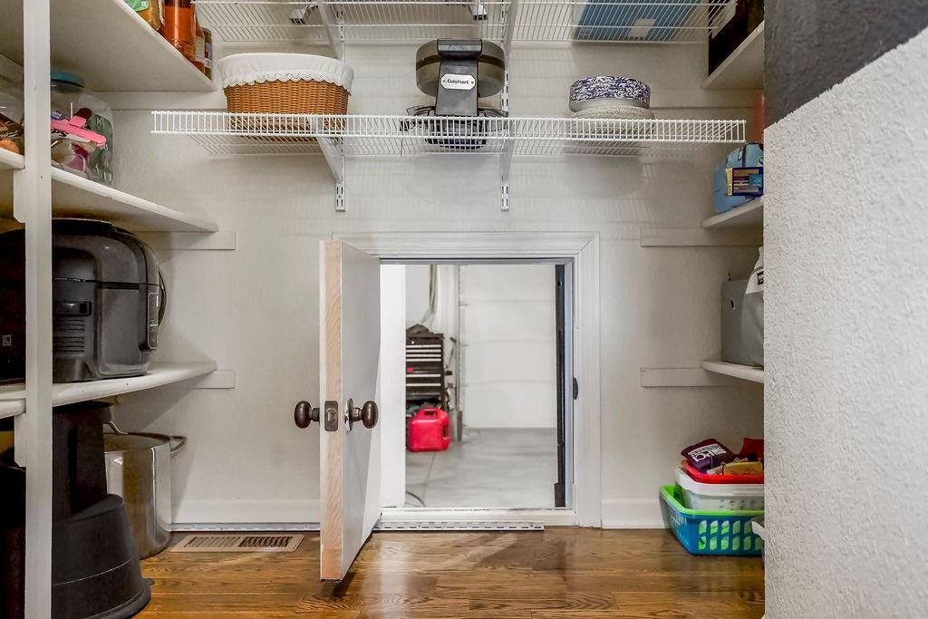 900 Buckeye Lane, Pleasant Hill, MO 64080