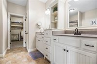 900 Buckeye Lane, Pleasant Hill, MO 64080