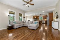 900 Buckeye Lane, Pleasant Hill, MO 64080