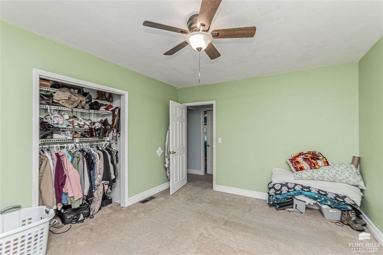 2505 Old Highway 40, Junction City, KS 66441