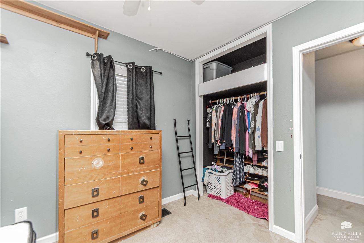 2505 Old Highway 40, Junction City, KS 66441