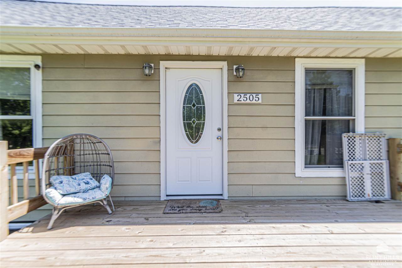 2505 Old Highway 40, Junction City, KS 66441