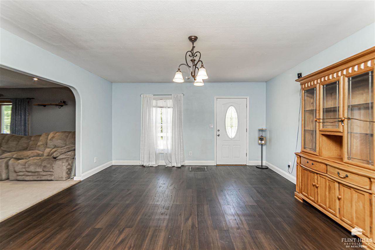 2505 Old Highway 40, Junction City, KS 66441