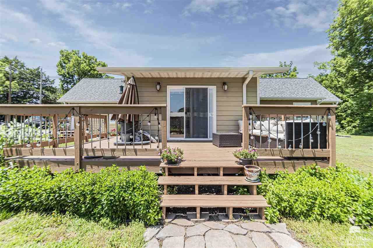 2505 Old Highway 40, Junction City, KS 66441