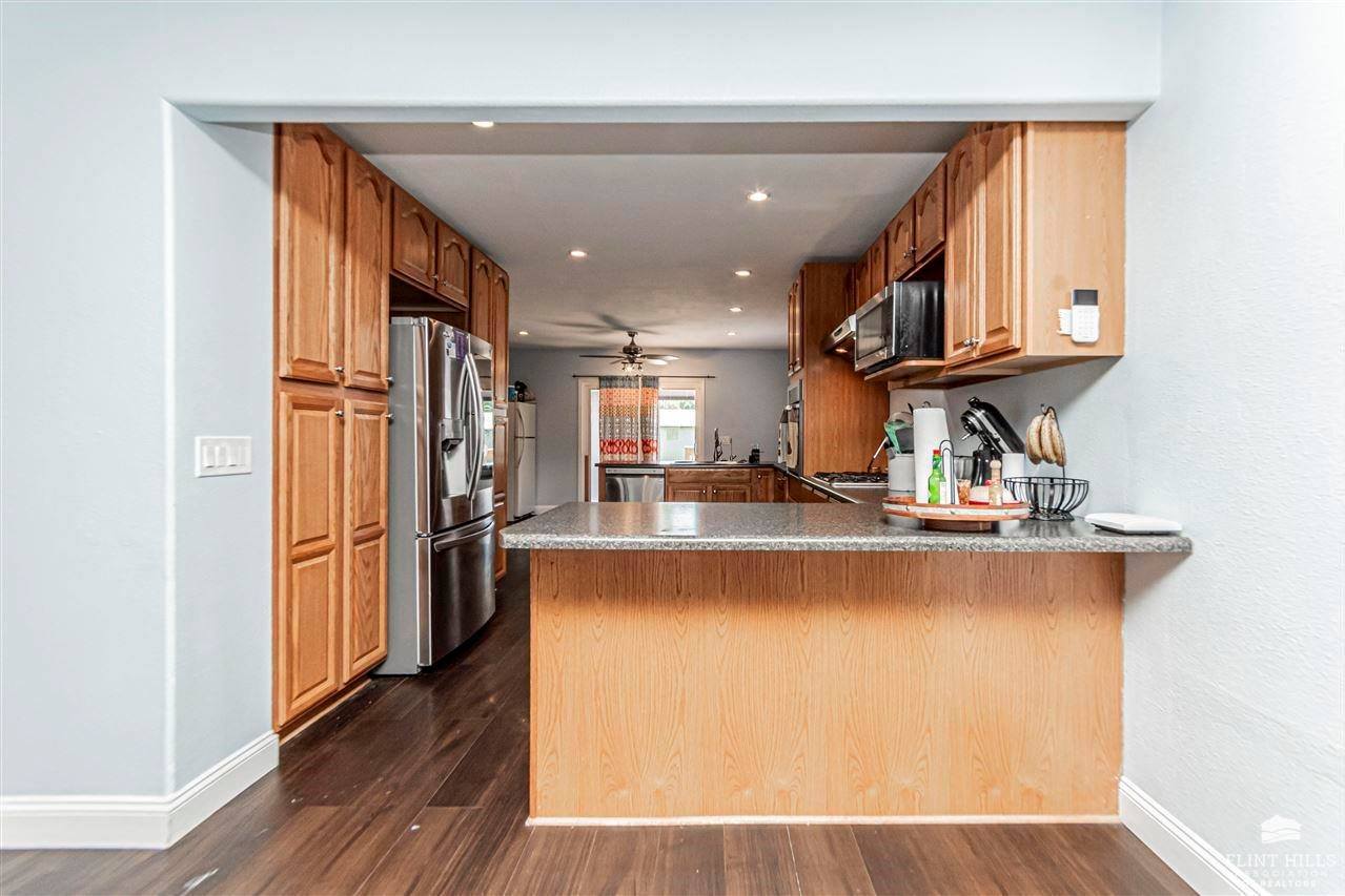 2505 Old Highway 40, Junction City, KS 66441