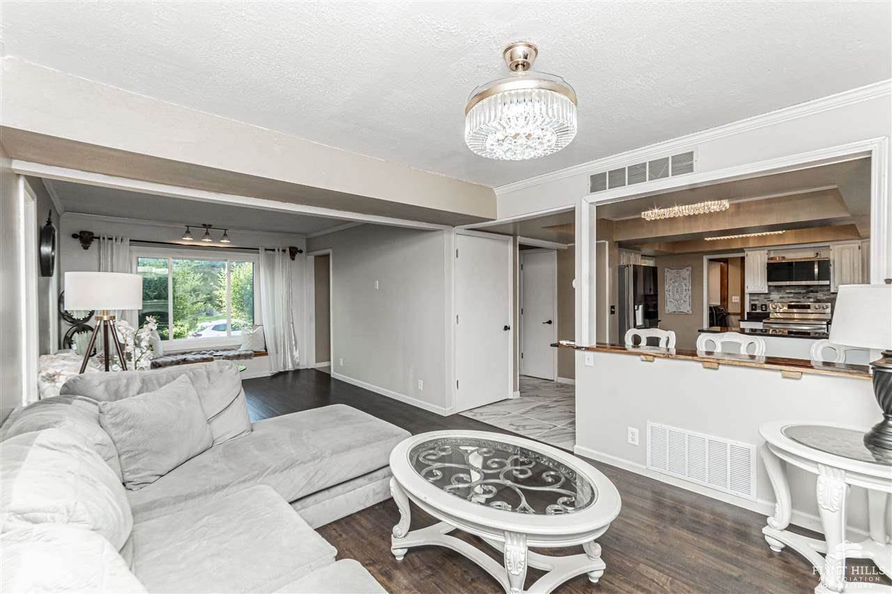 302 Arapahoe Court, Junction City, KS 66441