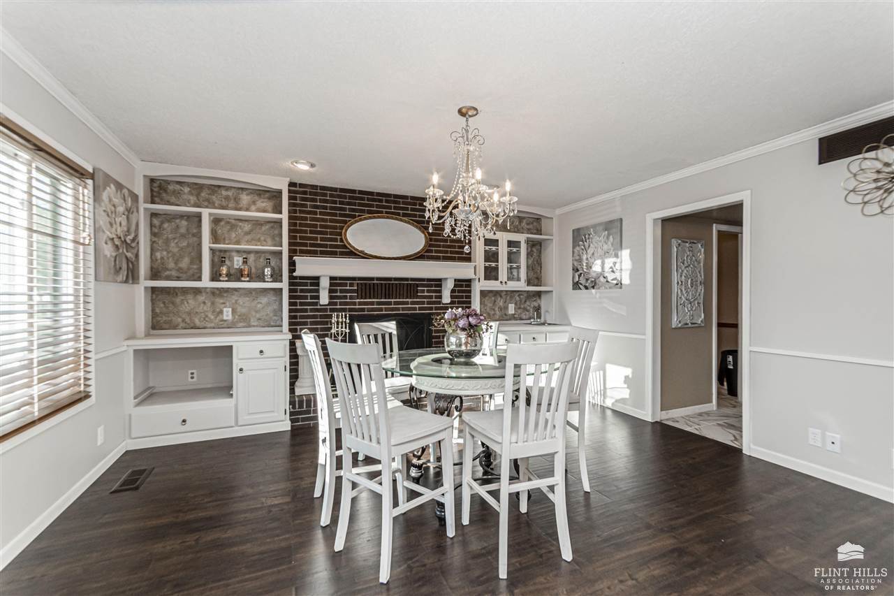 302 Arapahoe Court, Junction City, KS 66441