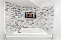 302 Arapahoe Court, Junction City, KS 66441