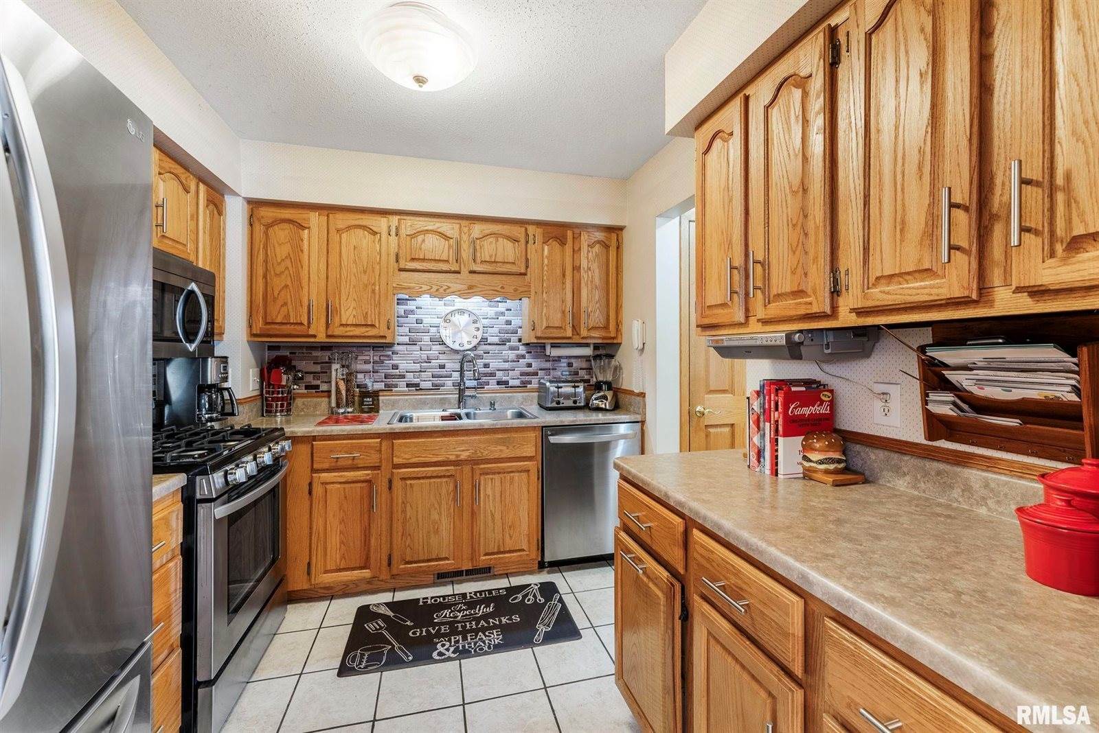 5903 36TH Avenue Court, #19, Moline, IL 61265