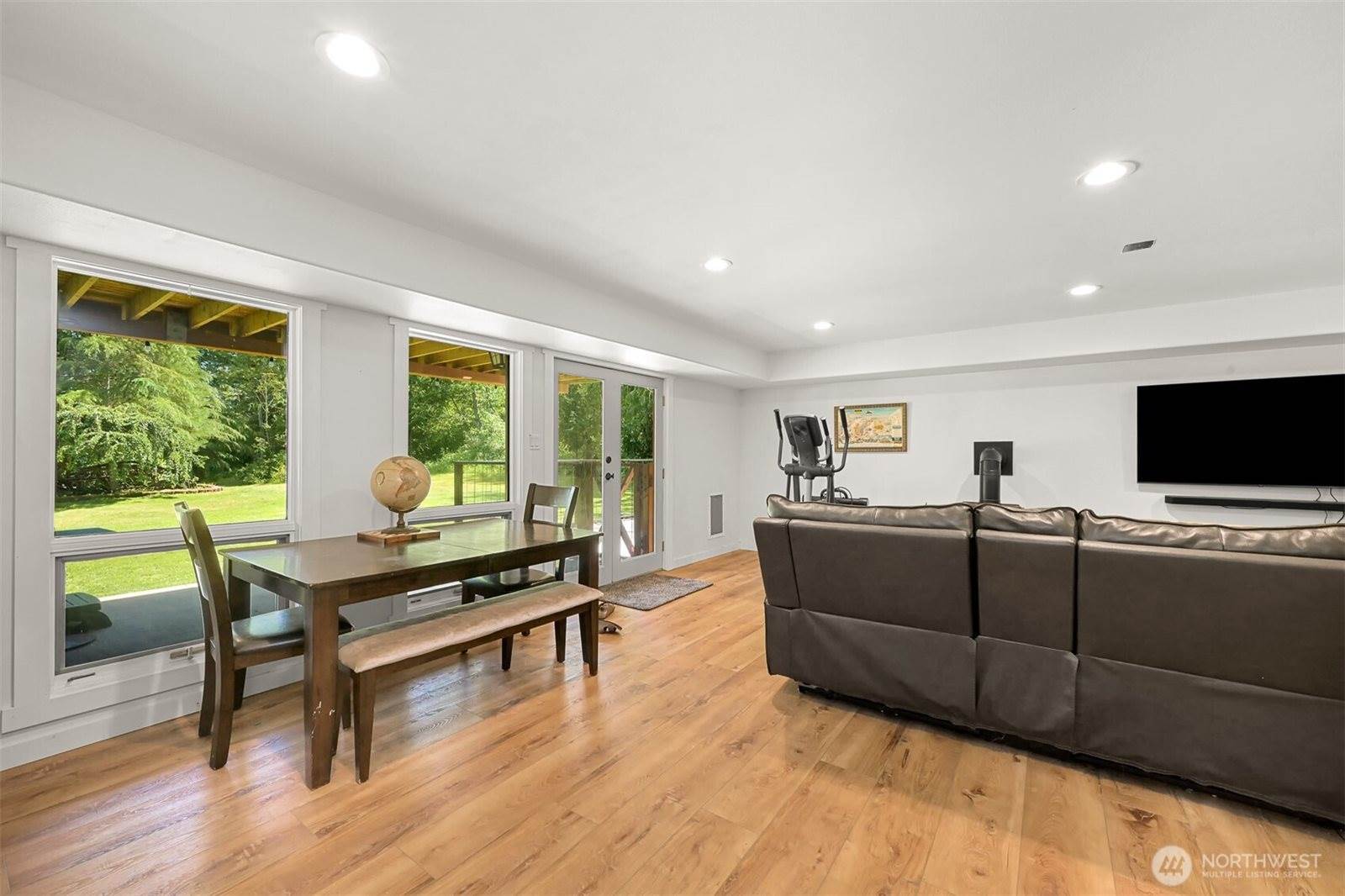 2046 East Smith Road, Bellingham, WA 98226