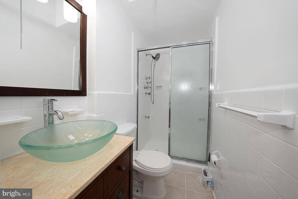 3852 Conshohocken Avenue, Philadelphia, PA 19131