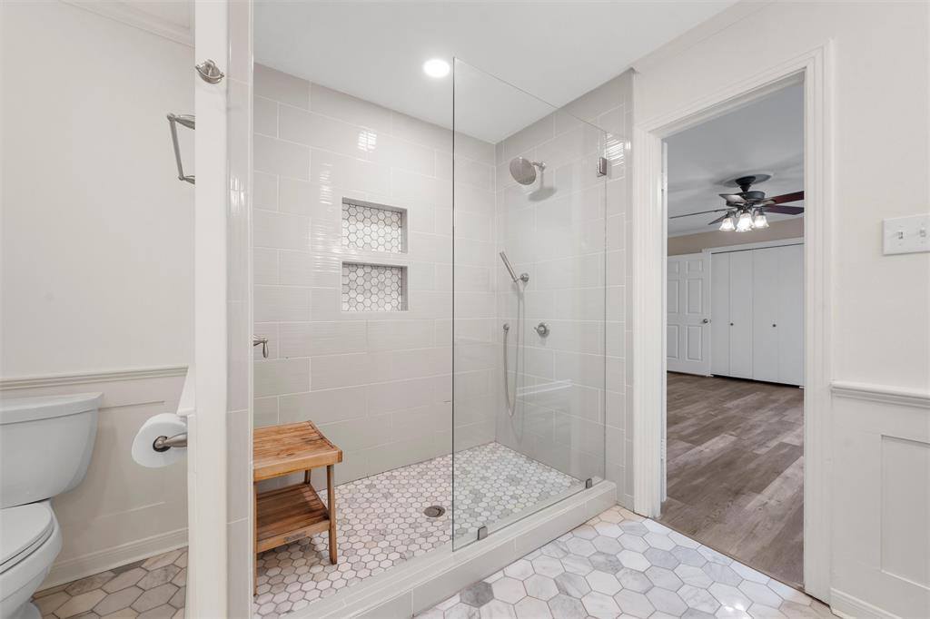 2225 Wooded Acres Drive, Waco, TX 76710