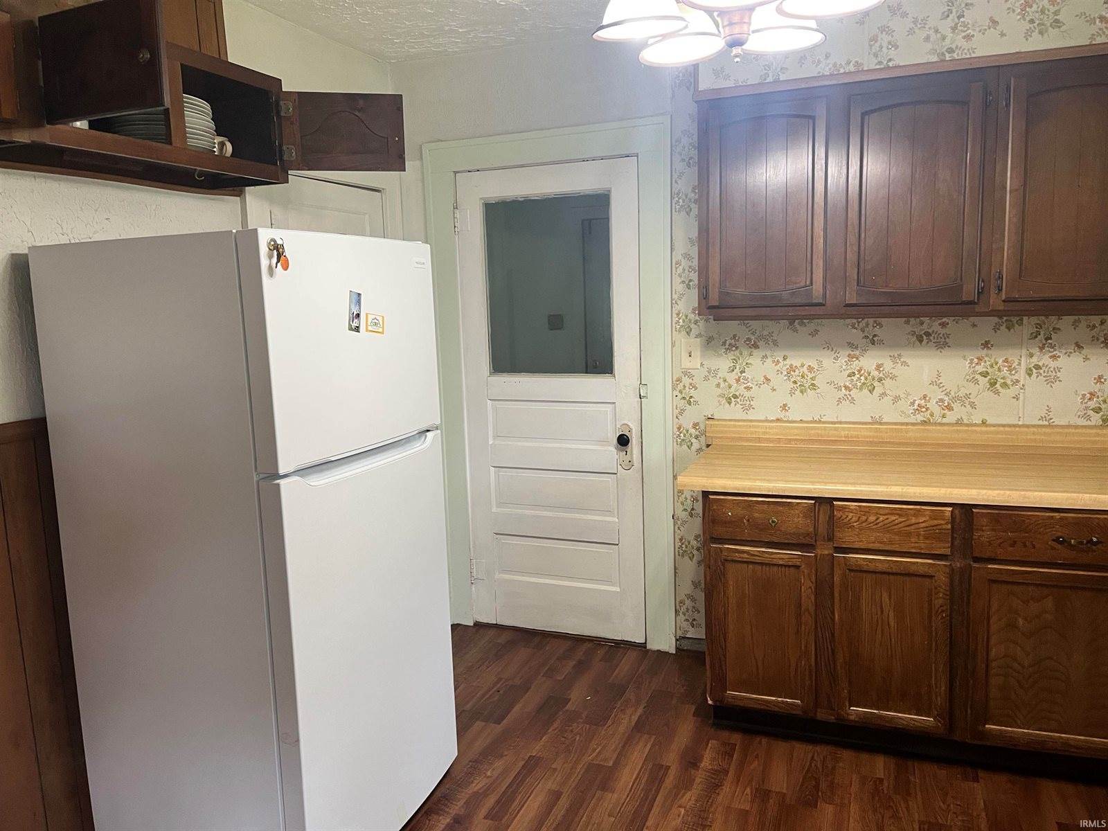 1308 W 16th Street, Muncie, IN 47302