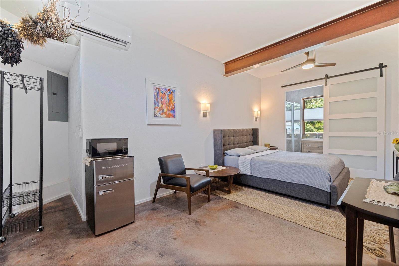 1800 Mound Place South, Saint Petersburg, FL 33712