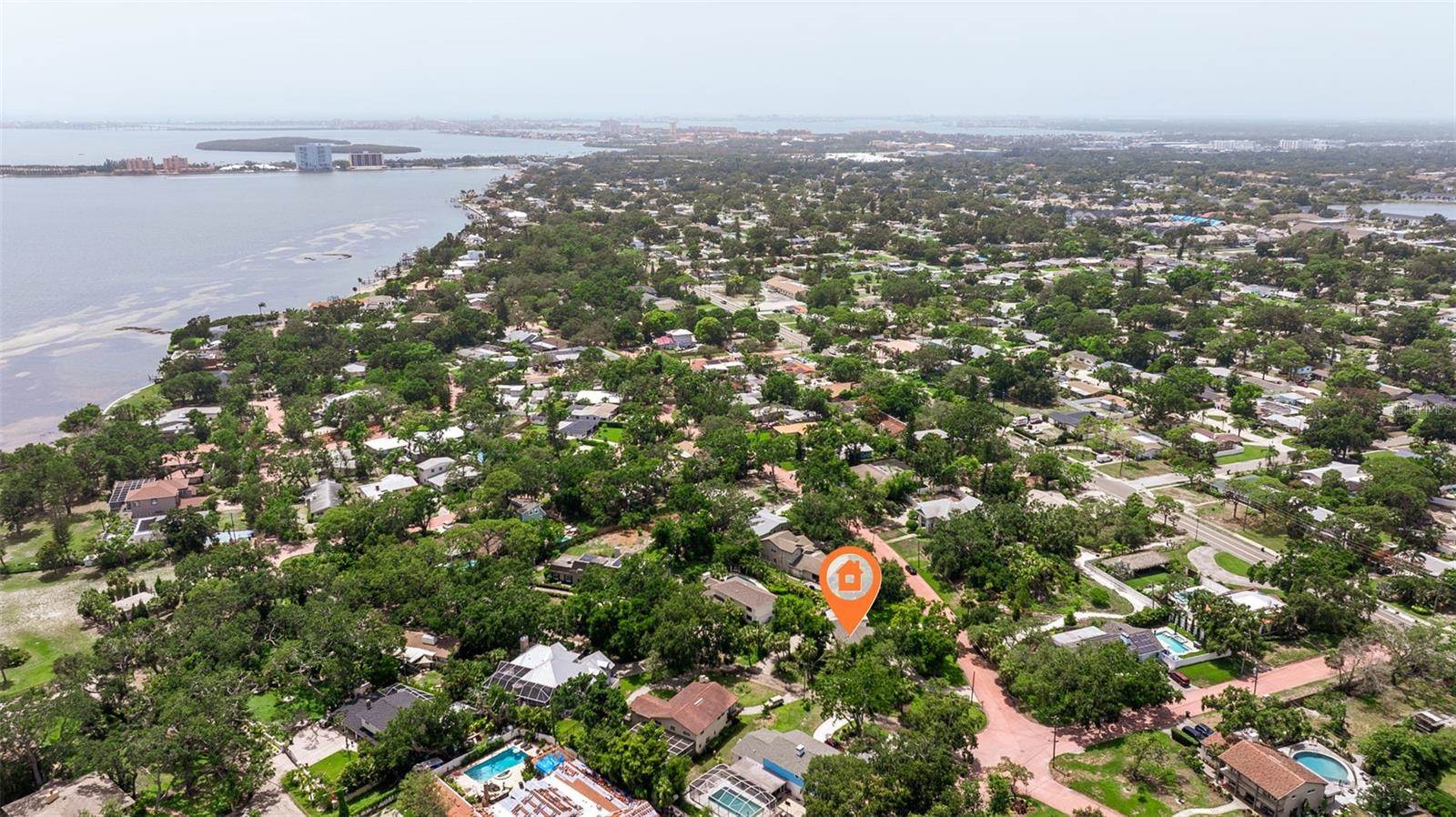 1800 Mound Place South, Saint Petersburg, FL 33712