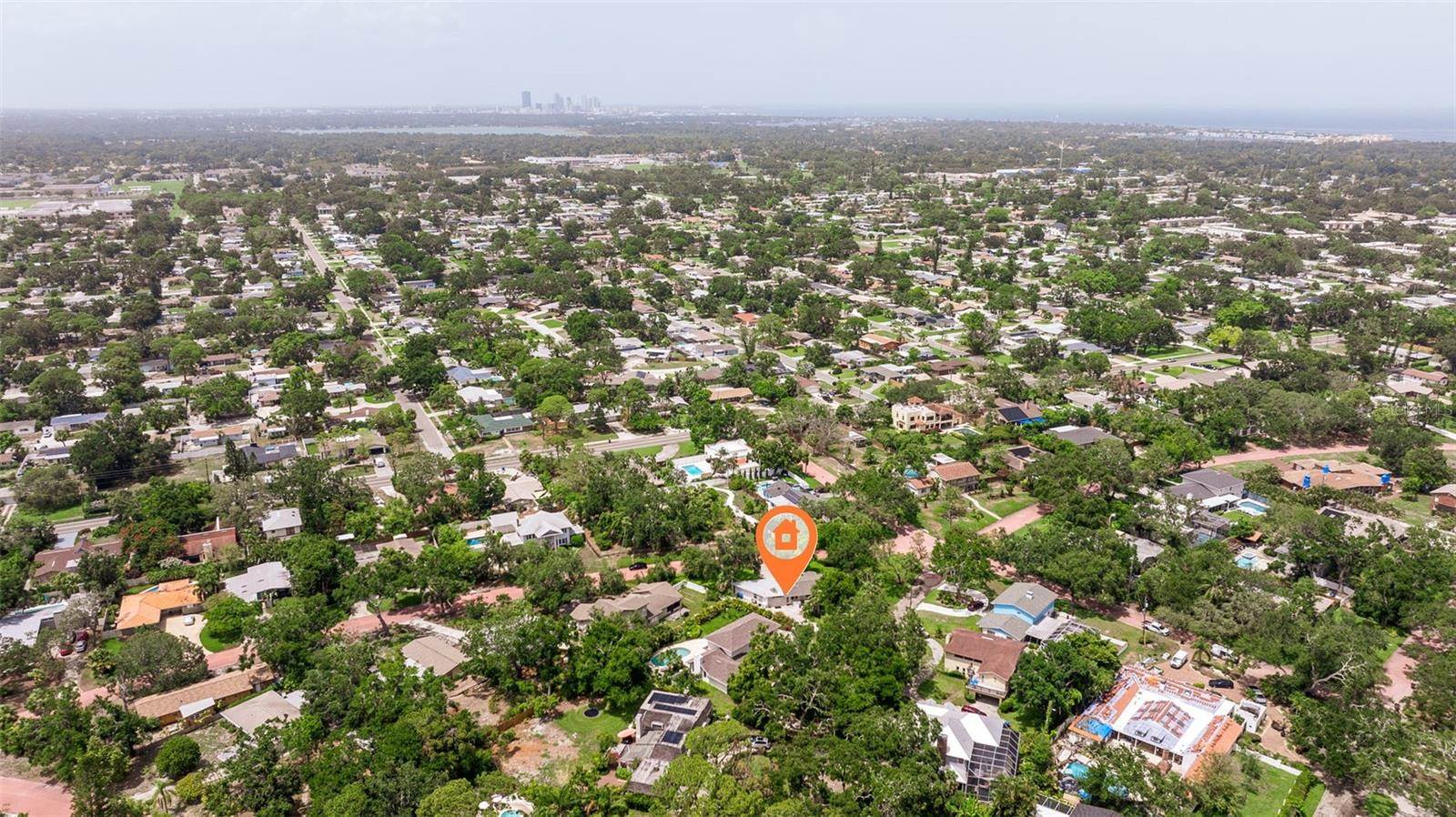 1800 Mound Place South, Saint Petersburg, FL 33712