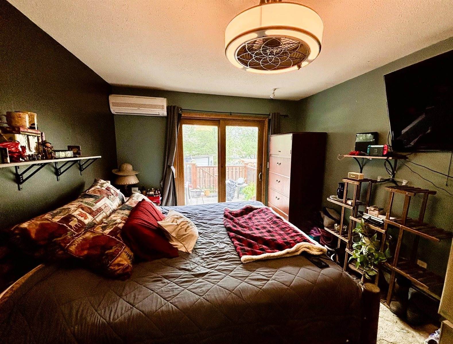 3 30th St SW, Minot, ND 58701