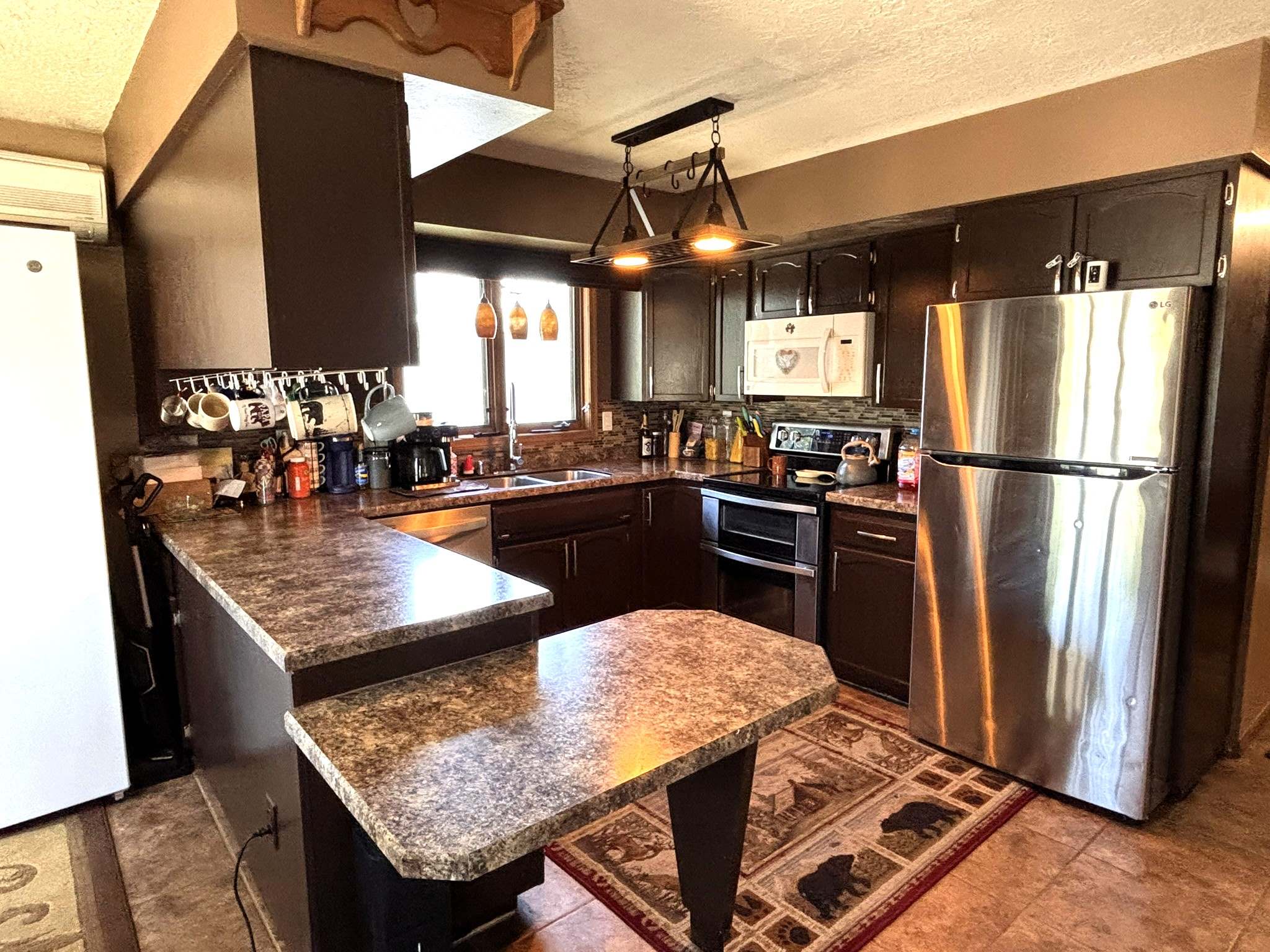 3 30th St SW, Minot, ND 58701