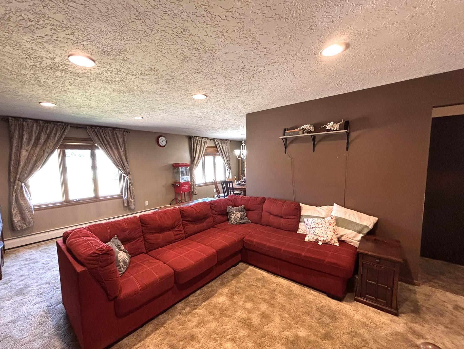 3 30th St SW, Minot, ND 58701